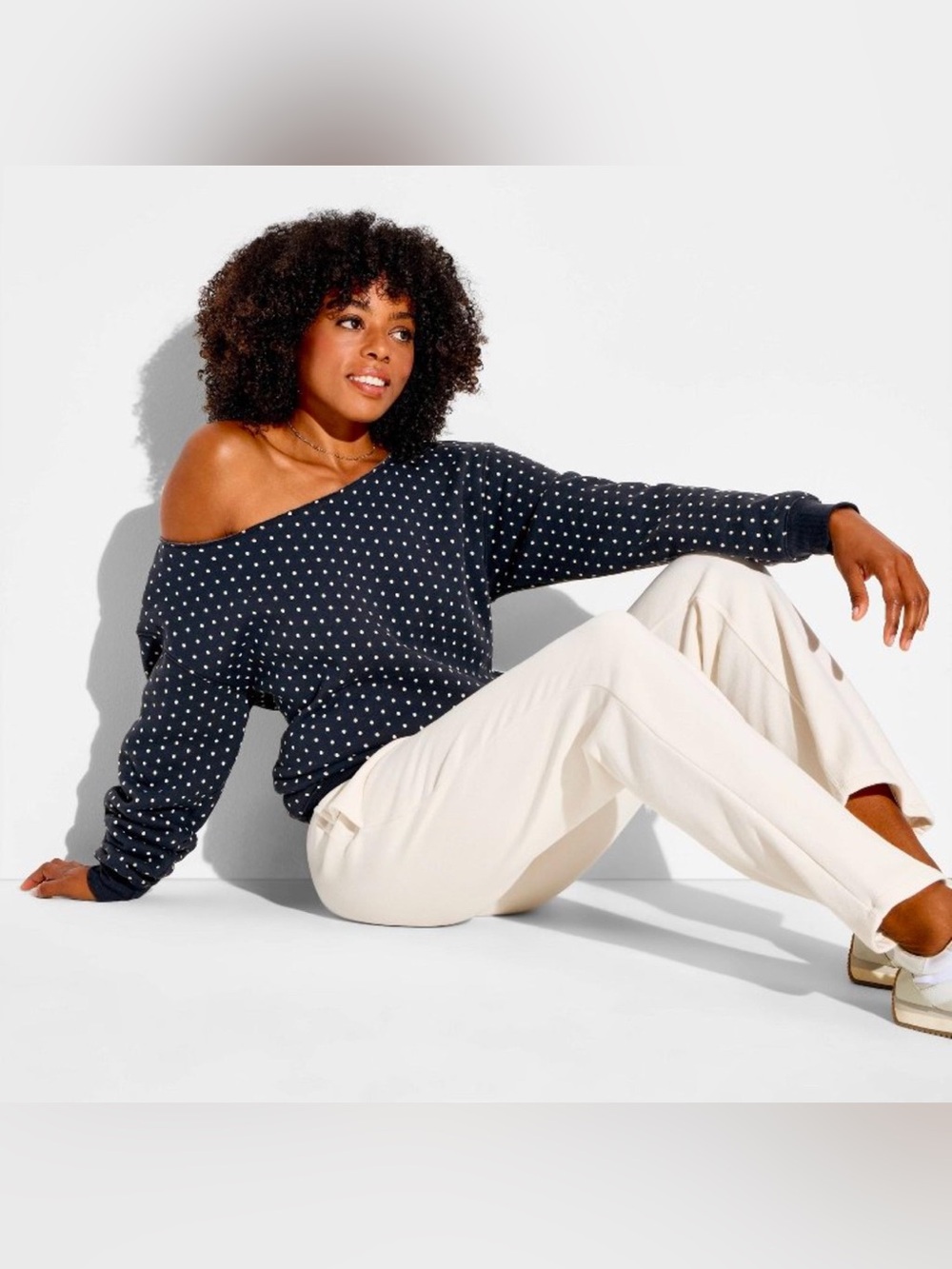 NWT Wild Fable Carbon Cream Polka Dot Off Shoulder Sweatshirt Women’s size Large